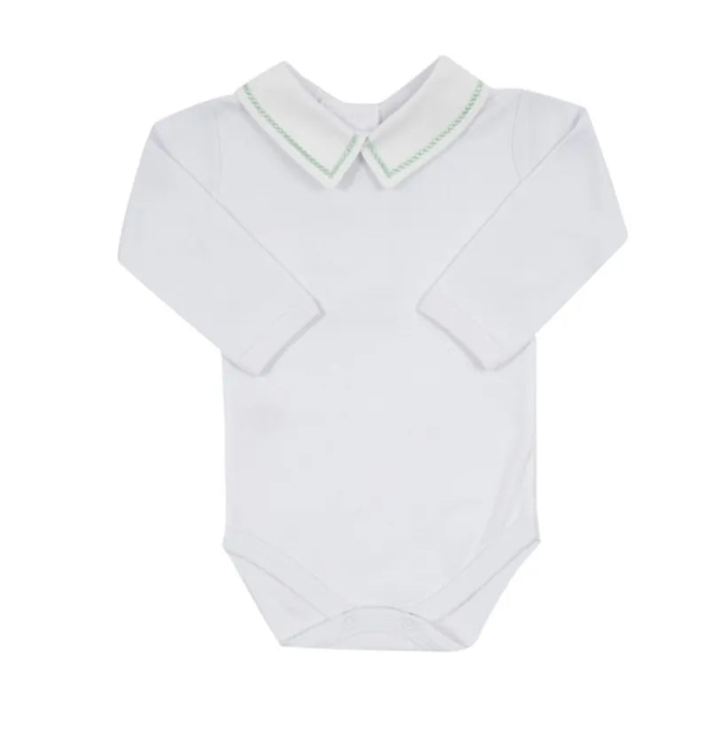 body corda verdinho branco com gola tradicional decorada com bordado verde em ponto corda 