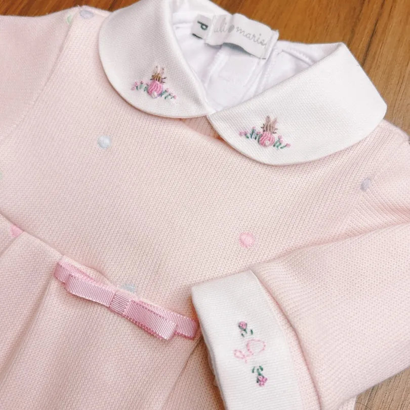 body branco d algodão e manga longa com detalhe personalizado na gola e punho