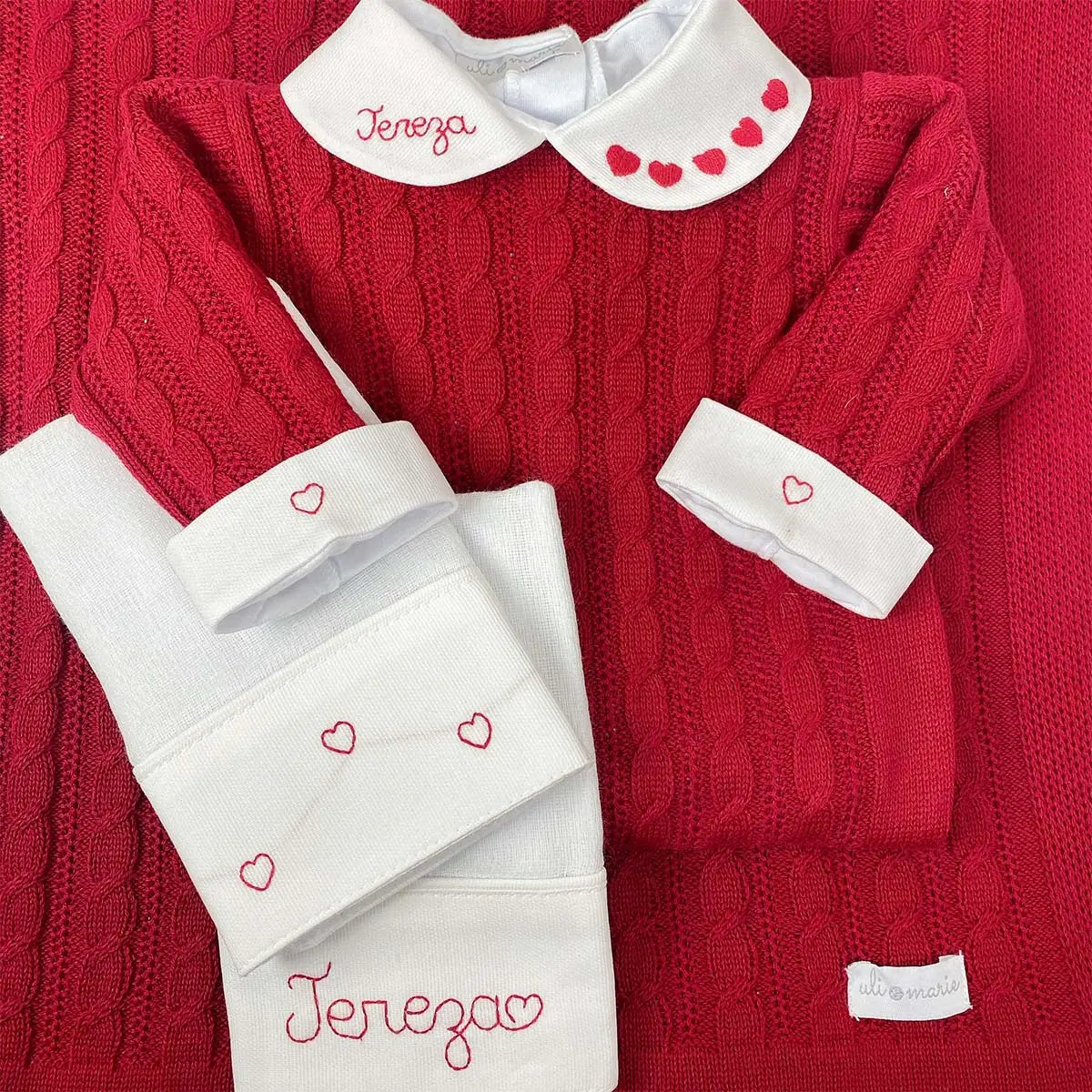 body branco d algodão e manga longa com detalhe personalizado na gola e punho