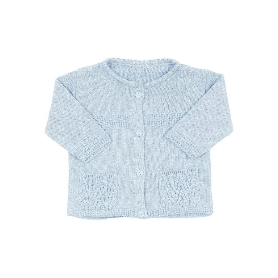 conjunto davi azul bebê de tricot com casaco e calça, calça com pezinho e casaco com botões