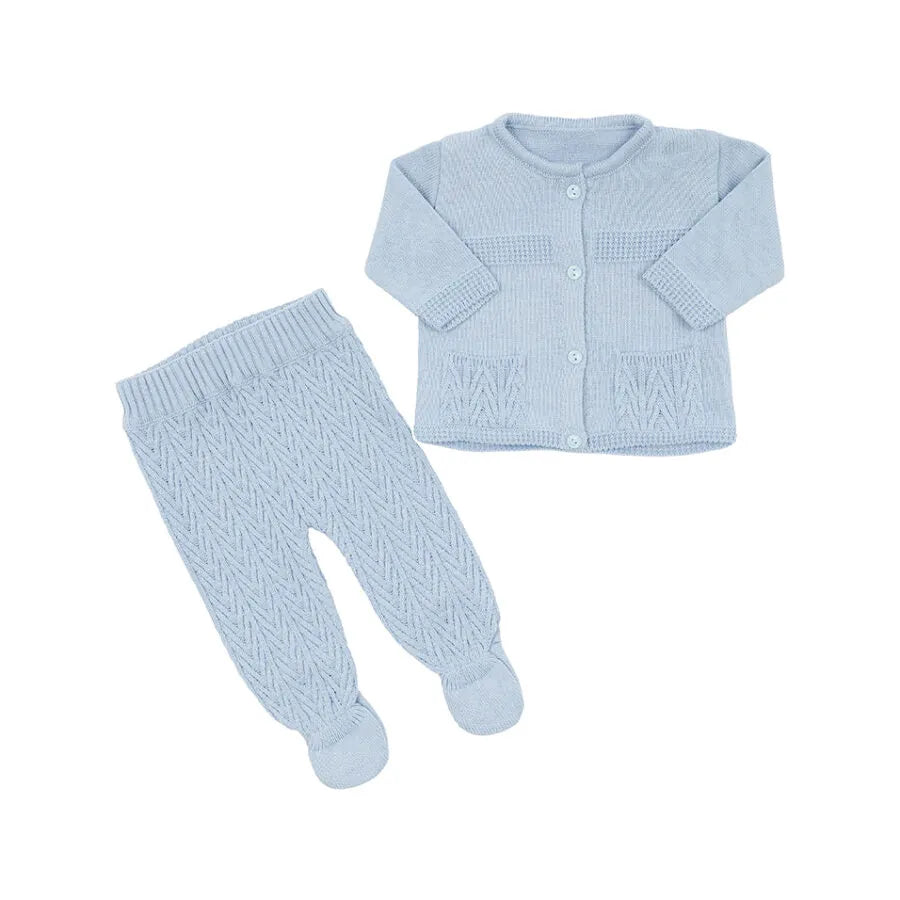 conjunto davi azul bebê de tricot com casaco e calça, calça com pezinho e casaco com botões