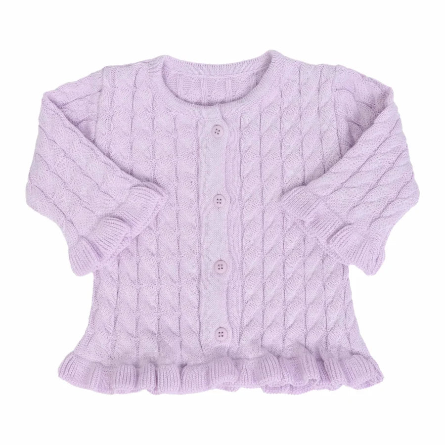 kit jardineira e casaquinho manu lilás em tricô com jardineira canelada e casaquinho de tranças com babado