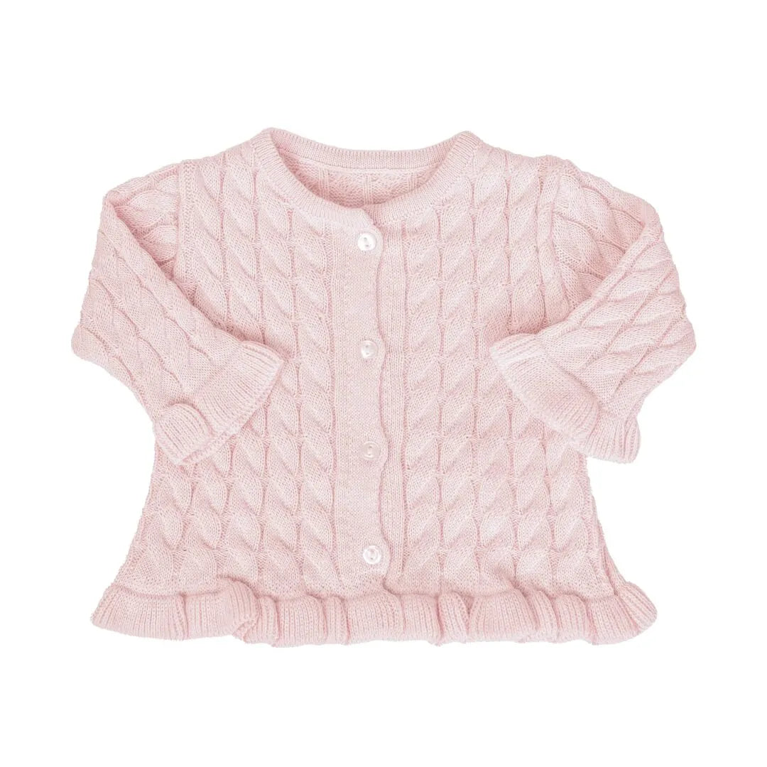 jardineira e casaquinho manu rosa bebê em tricot macio, com botões frontais e padrão trançado elegante