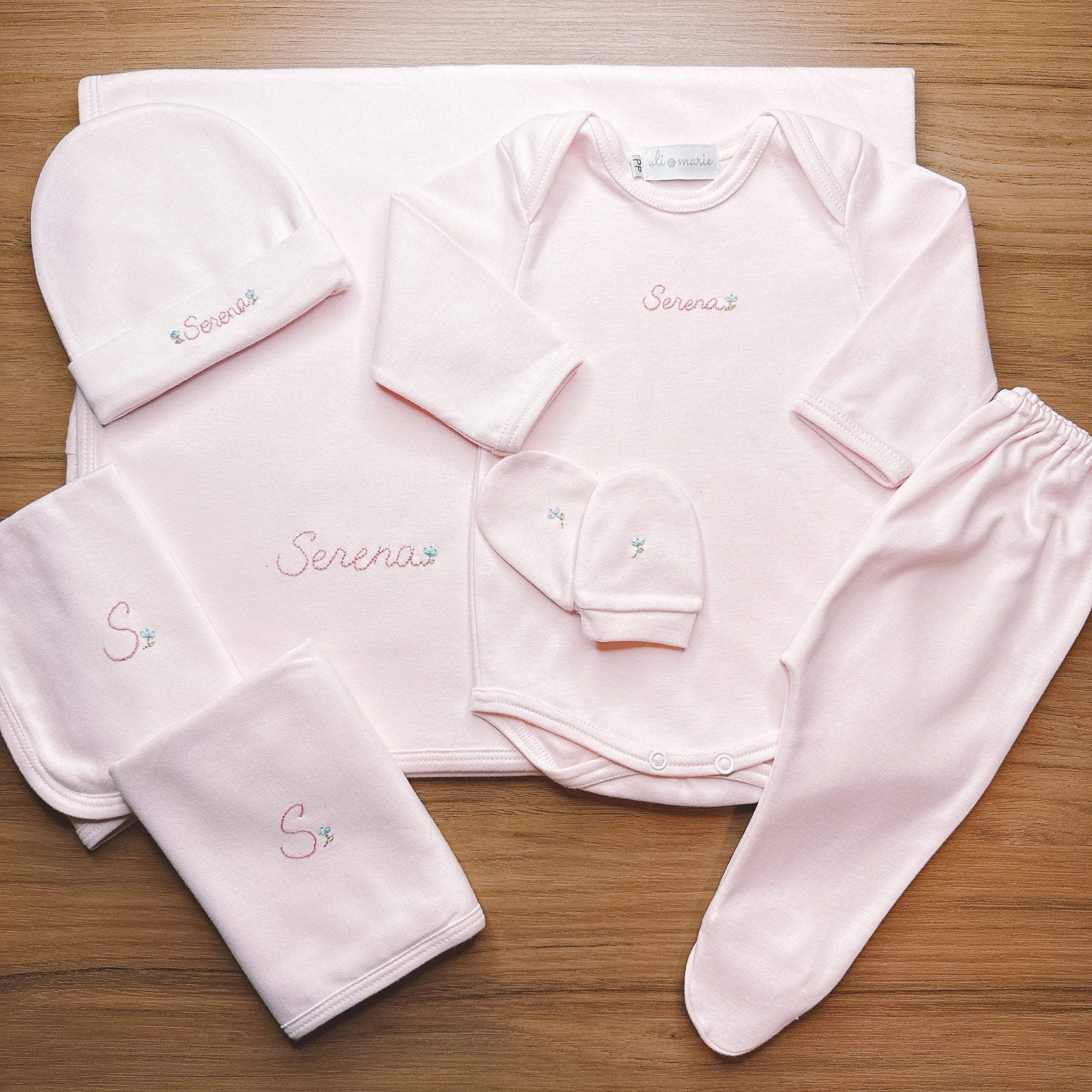 Kit Maternidade em Algodão Rosa bebê Personalizado Menina - 7 peças