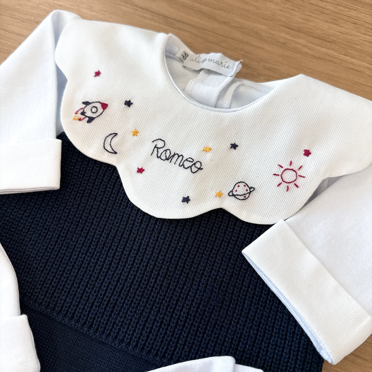 Saída maternidade Astronauta personalizada - 4 peças