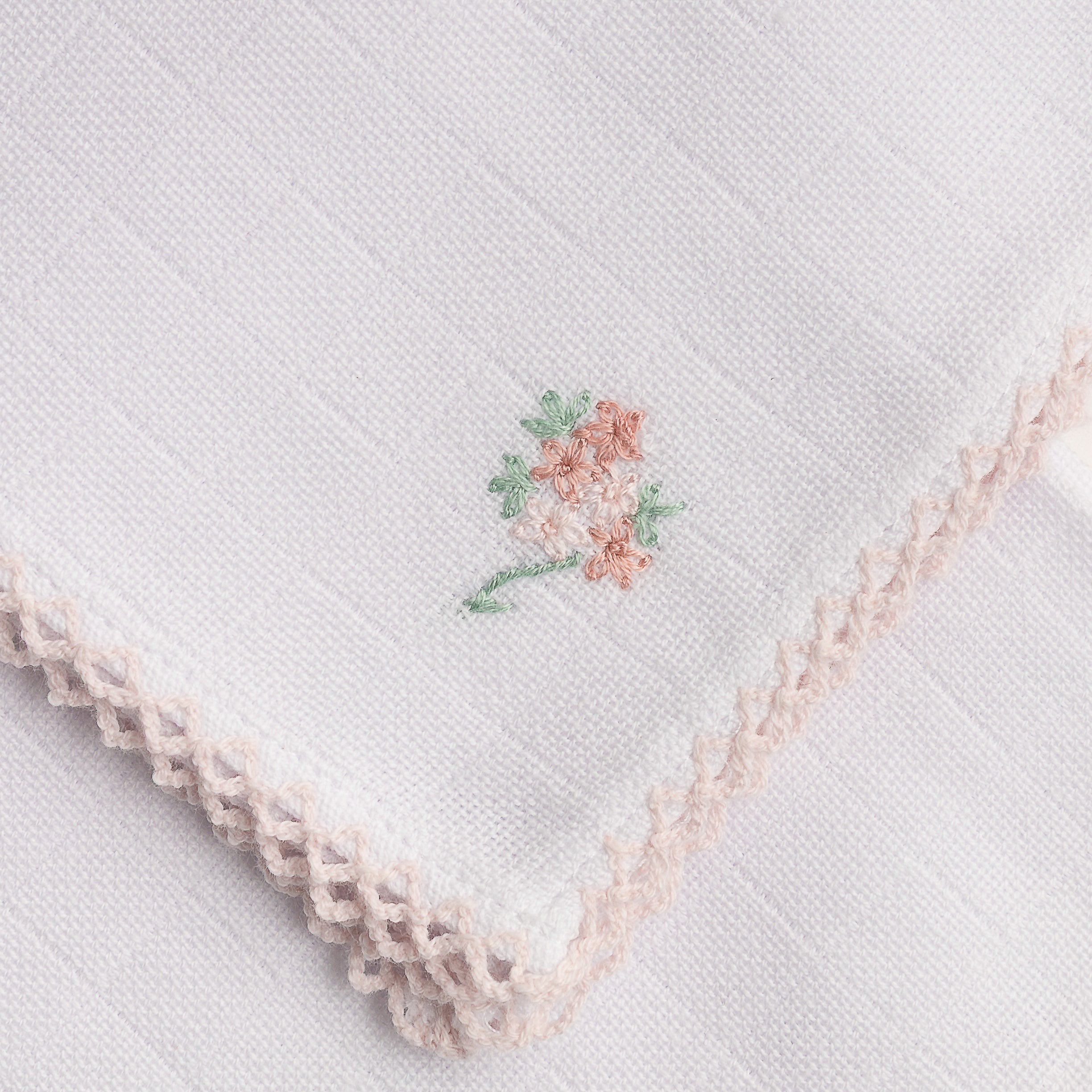 Kit Boas Vindas feito à mão rosa bebê - 7 peças - Algodão Egípcio