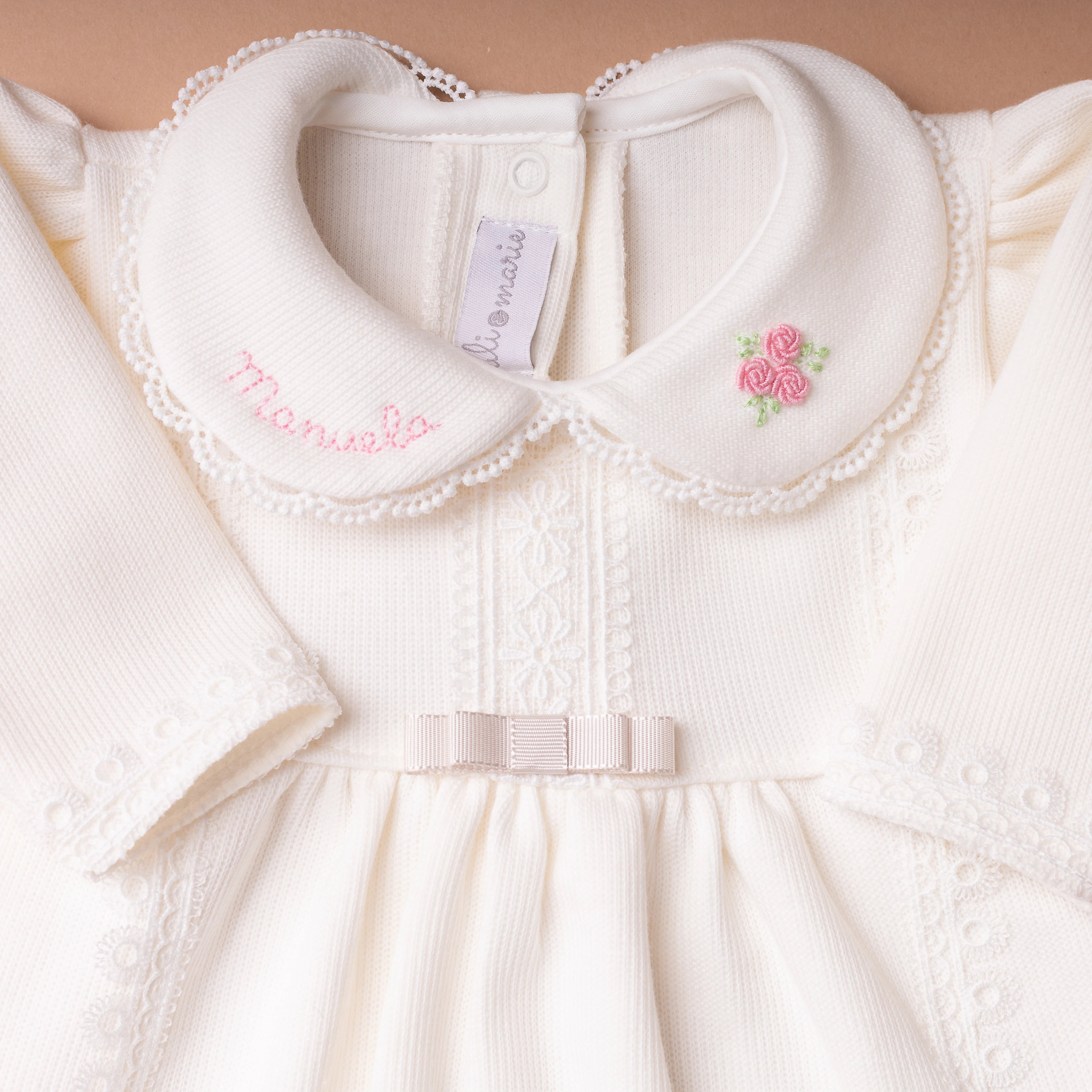 Saída Maternidade Cecília Personalizado off-white - 4 peças