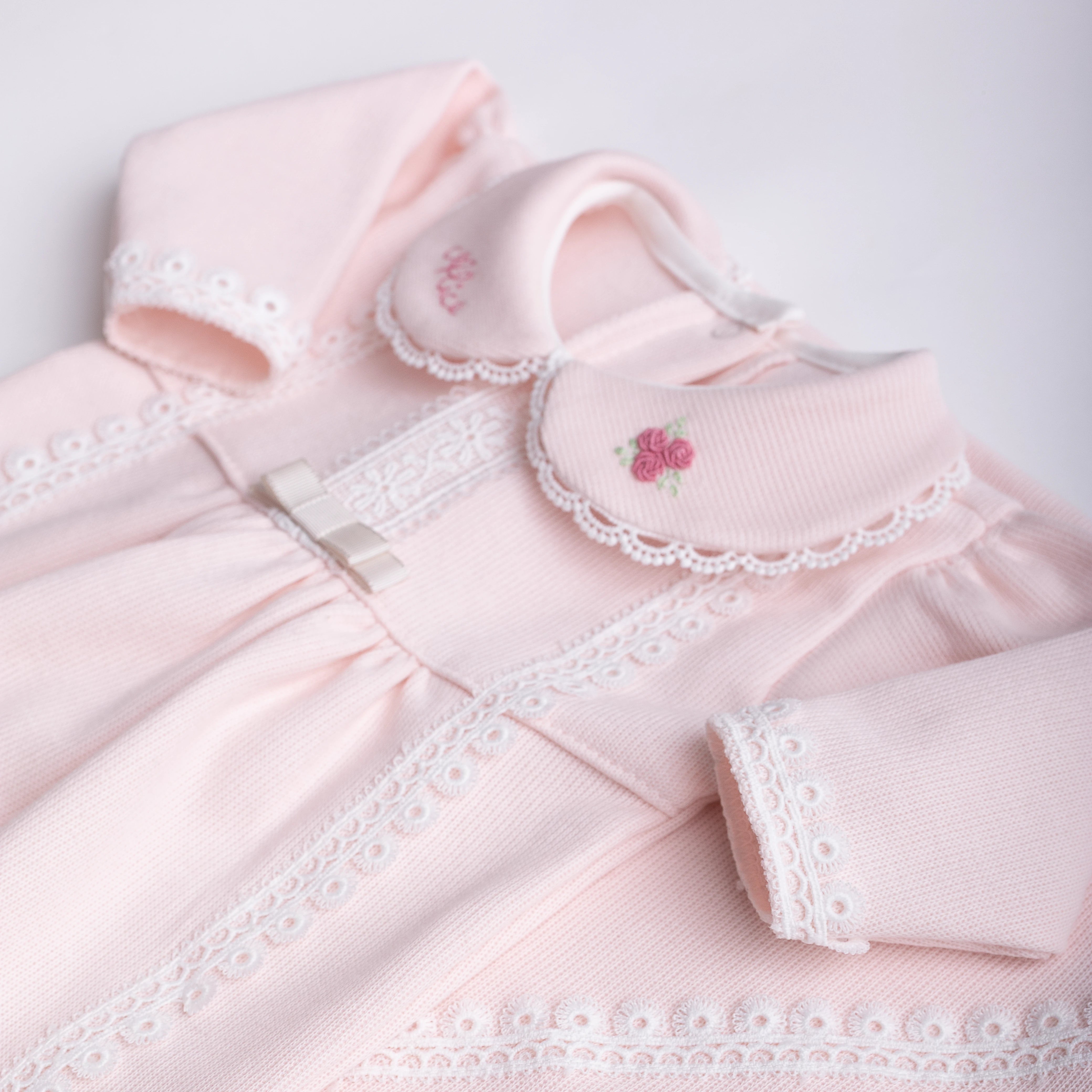 Saída Maternidade Cecília Personalizada Rosa Bebê - 2 peças
