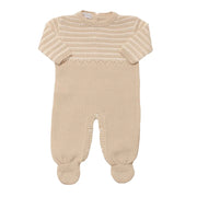 macacão diego areia em tricô com parte superior rendada em listras e parte inferior lisa, confortável e elegante