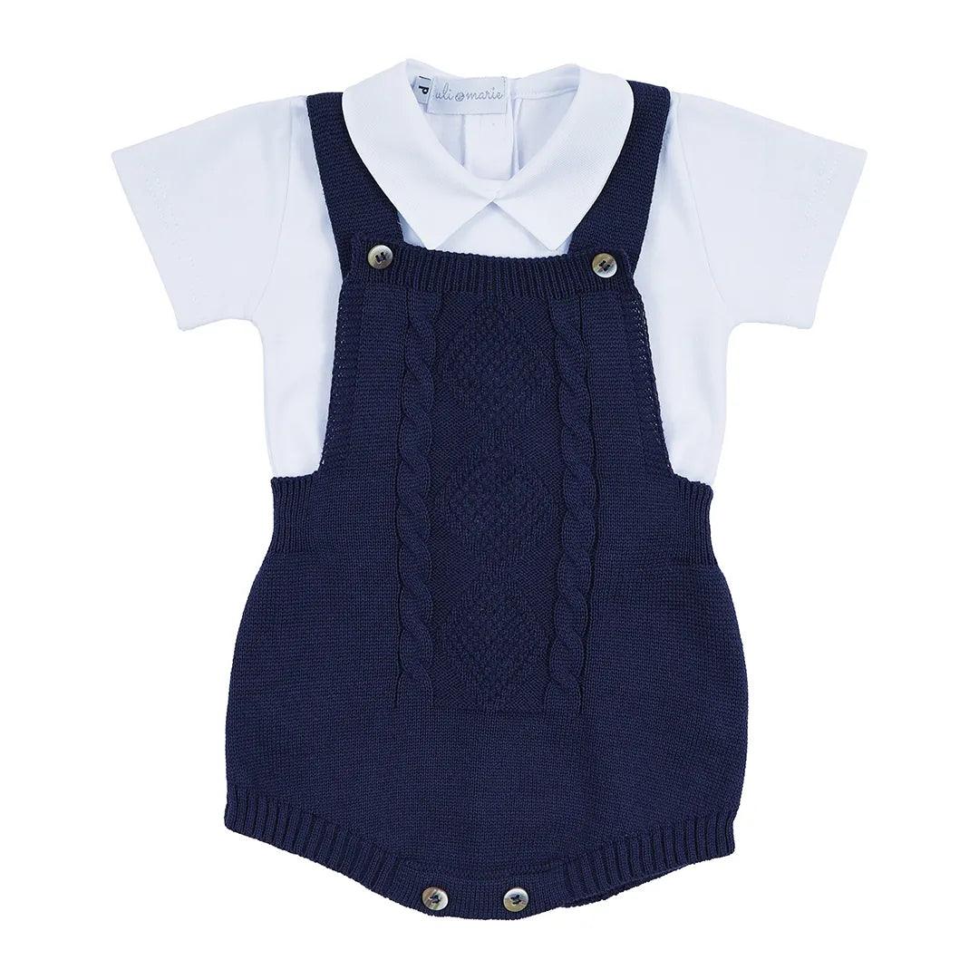 romper classic azul marinho de tricot trançado e curto, com botões decorativos e body branco de gola polo