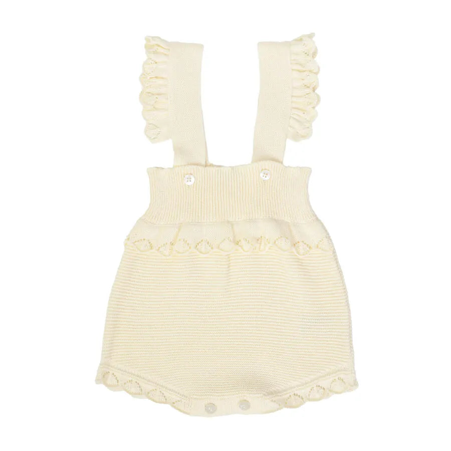 romper fru-fru amarelo bebê com body branco de gola peter pan e mangas bufantes, em tecido macio e confortável