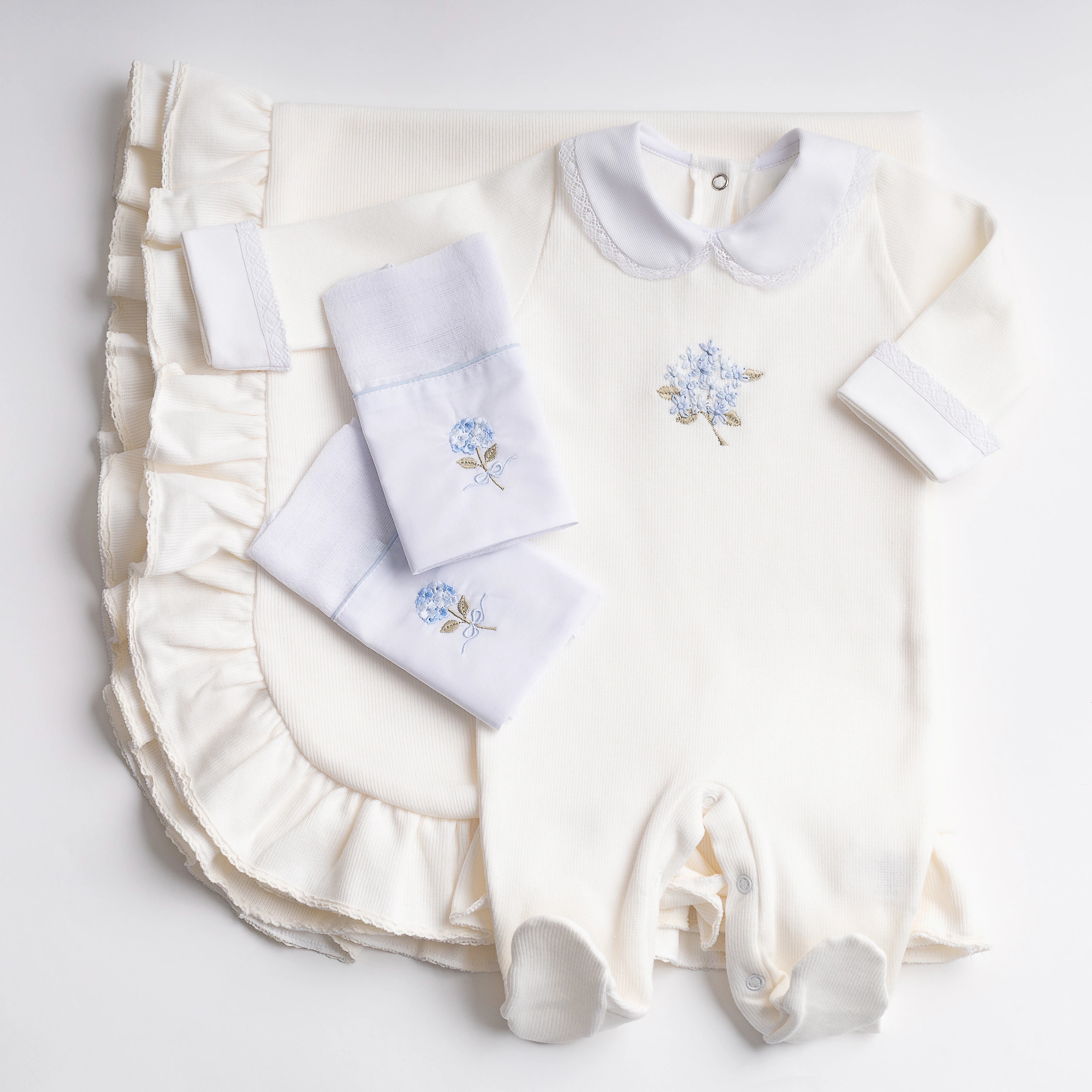 Saída Maternidade Hortênsia Off-white - 4 peças