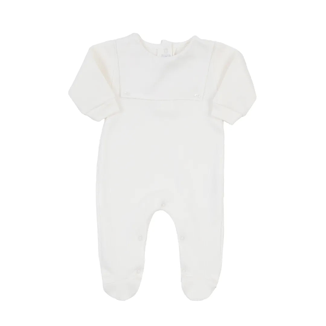 saída maternidade avião em tricot branco com bordado de avião e nome personalizado, gorro e manta combinando