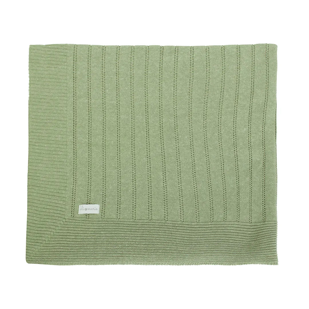 saída maternidade bambu verde folha com macacão e manta de tricot, detalhes em ponto canelado delicado