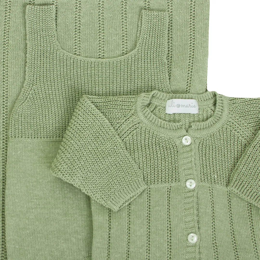 saída maternidade bambu verde folha com macacão e manta de tricot, detalhes em ponto canelado delicado