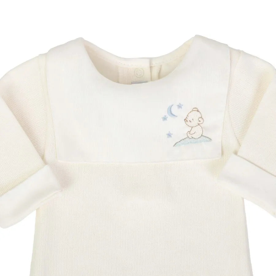 saída maternidade bons sonhos off-white com macacão e manta de tricot, pala bordada com ursinho e lua