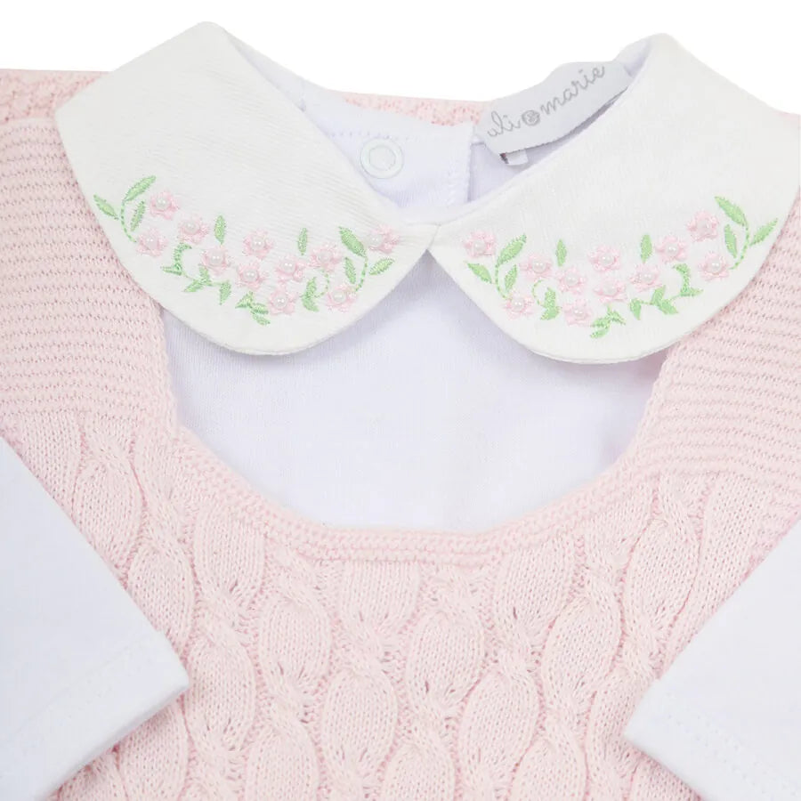 saída maternidade julieta rosa bebê com macacão, casaquinho rendado, manta de tricot e body gola bordada