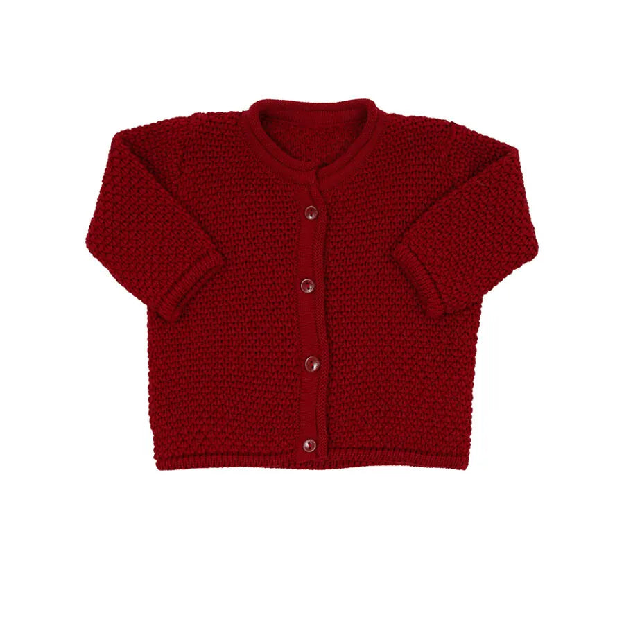 saída maternidade pipoca vermelha, com macacão, casaquinho texturizado em tricot e manta canelada