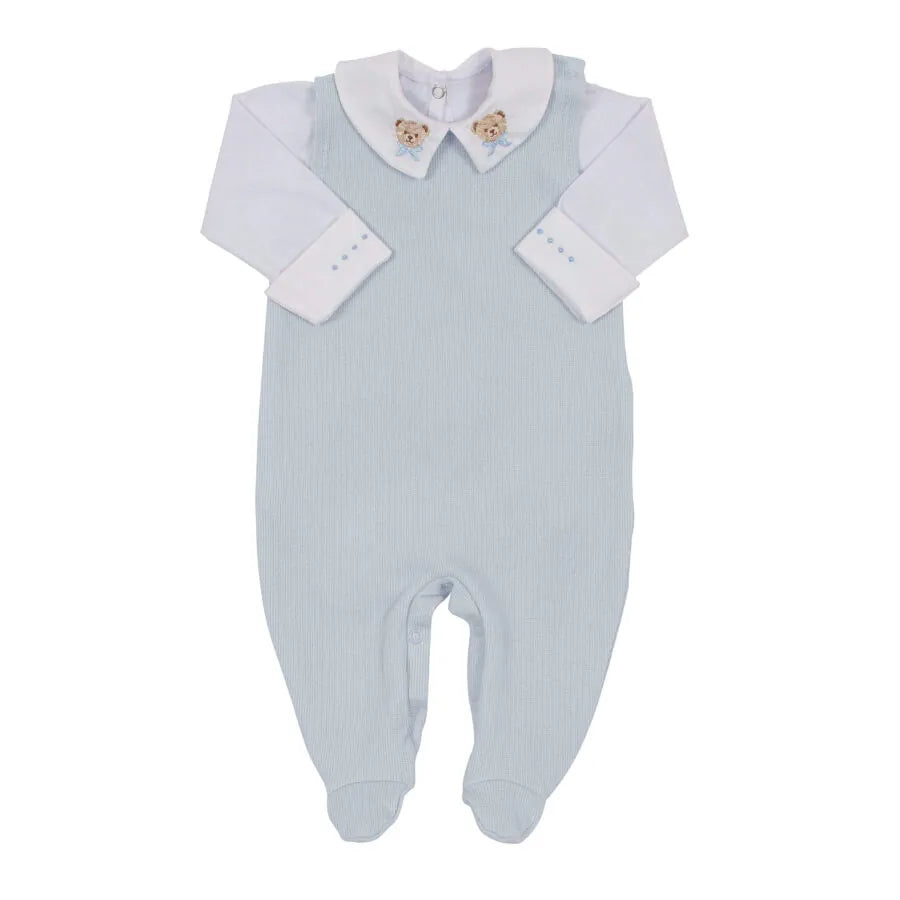 saída maternidade ursolino azul bebê, com body e macacão canelado, bordados de ursinhos na gola e toalhinhas