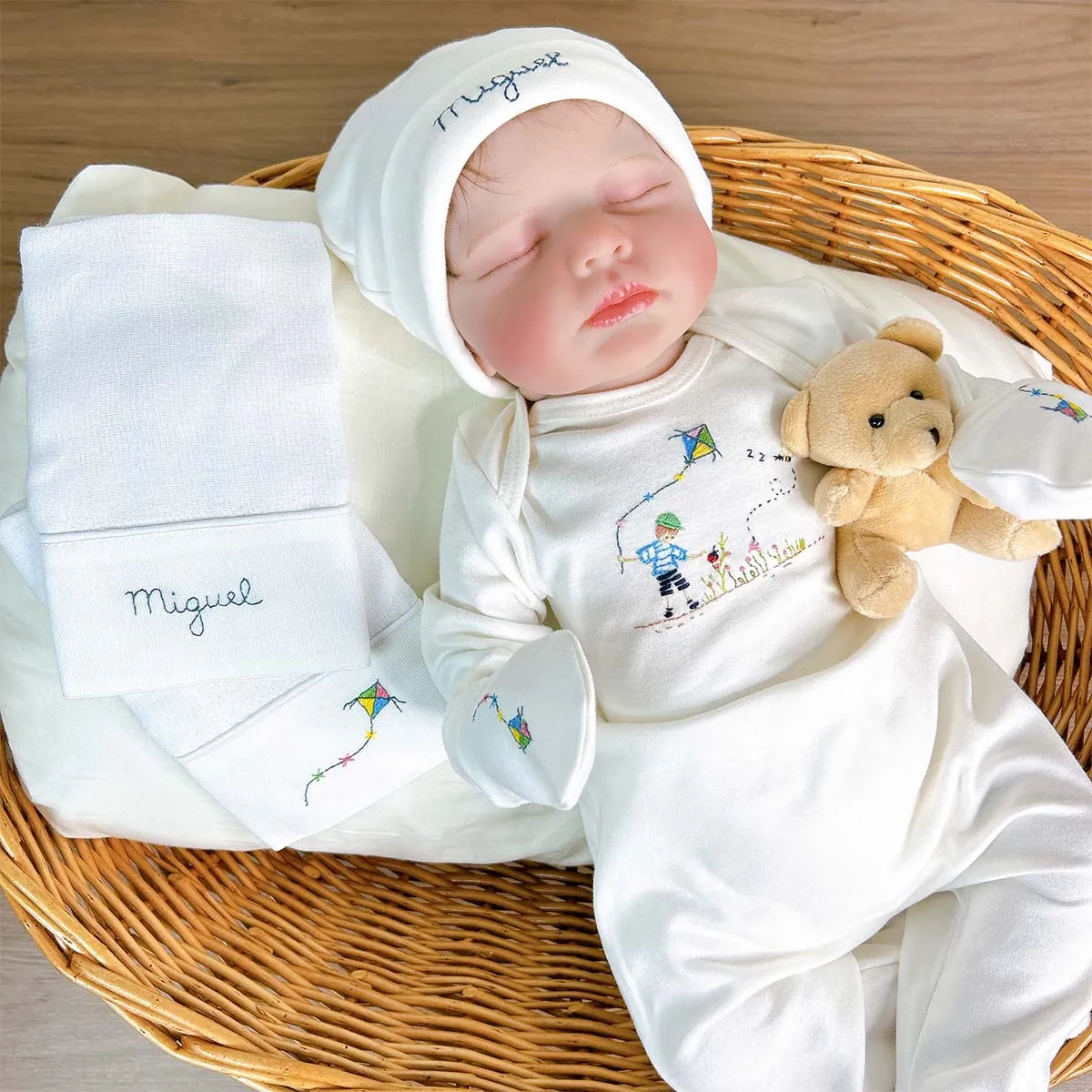 Kit Maternidade em Algodão Egípcio Personalizado Menino - 6 peças - Imagem 9