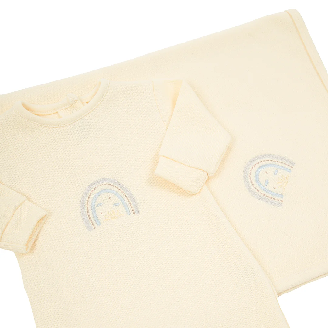 saída-maternidade-rainbow-amarelo-bebê