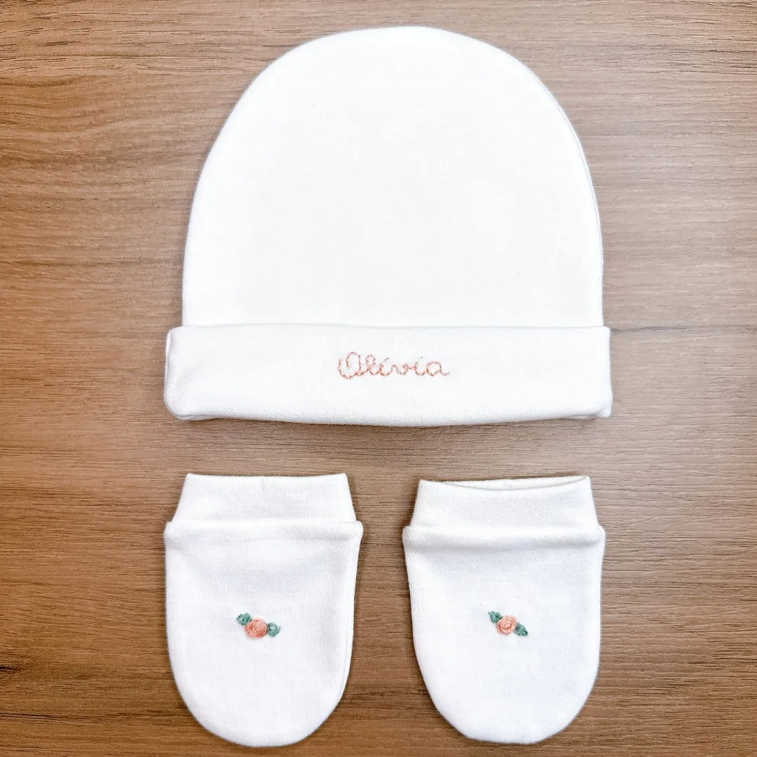 KIT-GORRO-LUVA-PERSONALIZADO-MENINA-ALGODÃO1