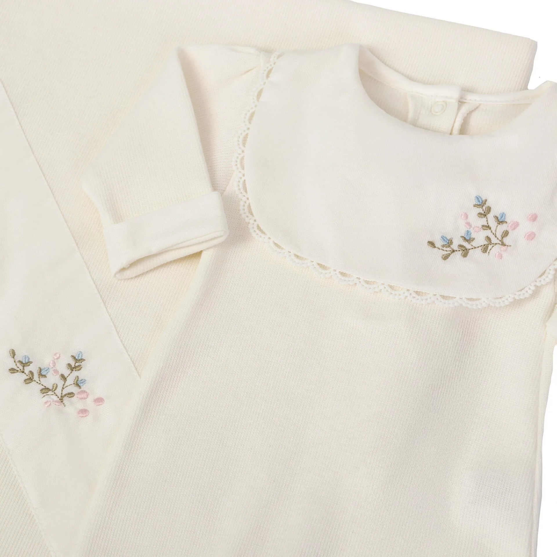 saída maternidade laura off-white 1