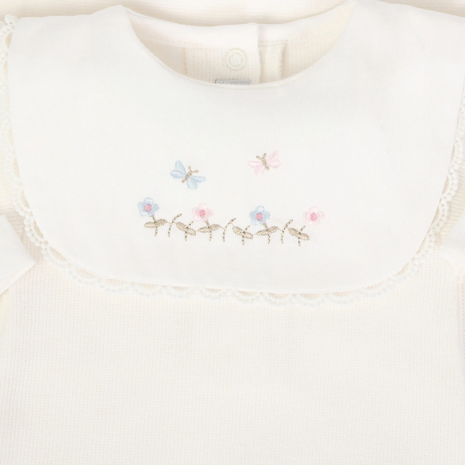 macacão jardim off-white em algodão 3