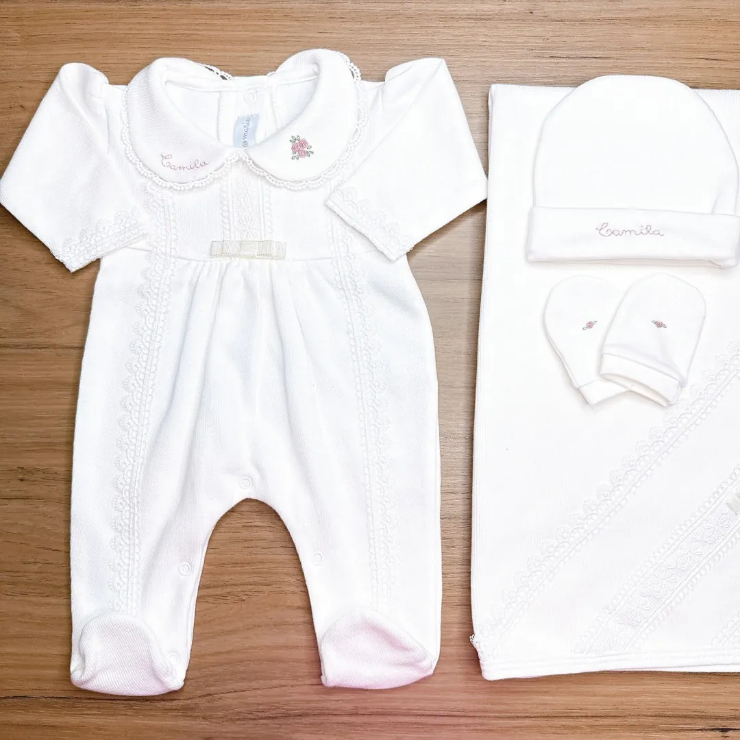 Saída Maternidade Cecília Personalizado off-white - 4 peças - Imagem 6