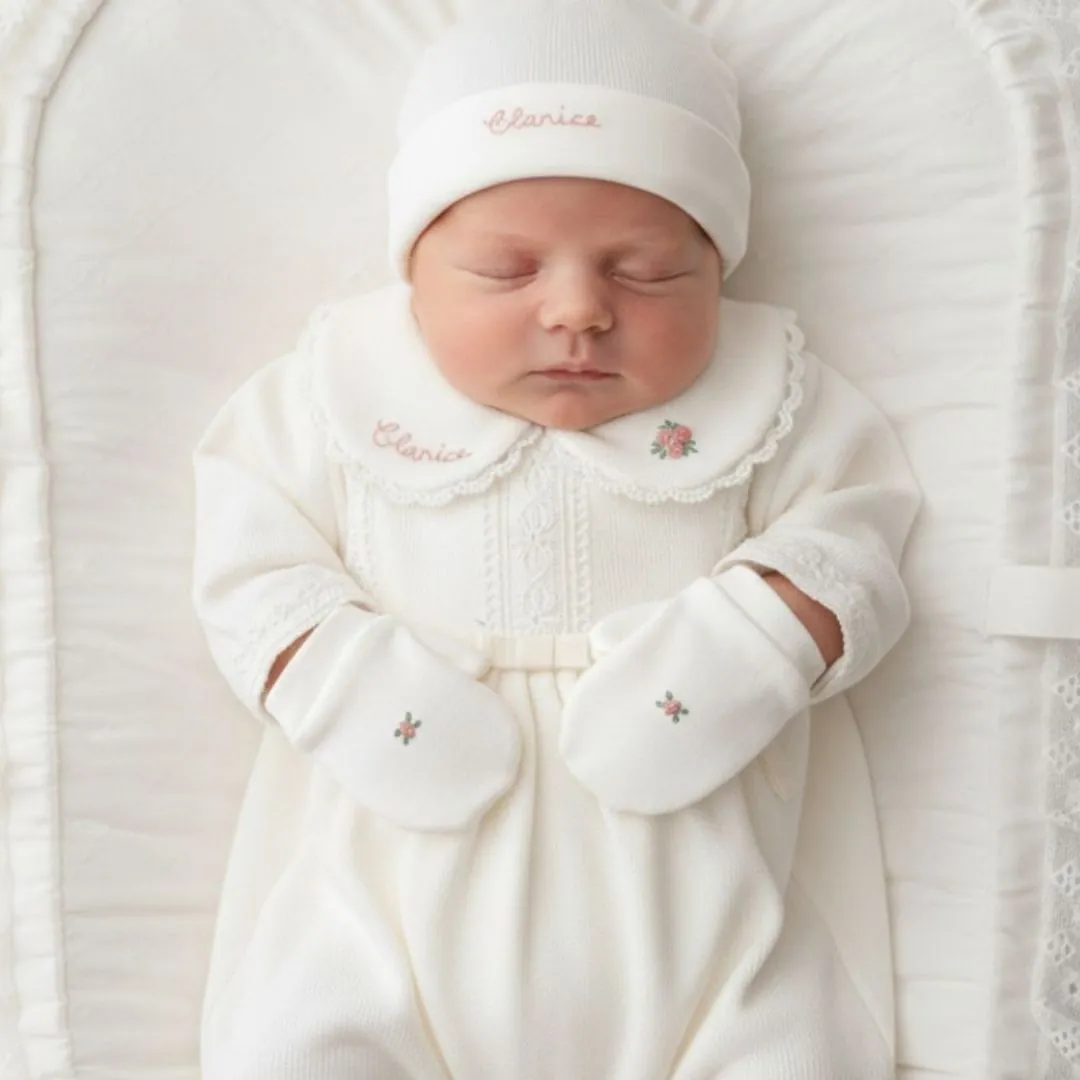 Saída Maternidade Cecília Personalizado off-white - 4 peças - Imagem 2