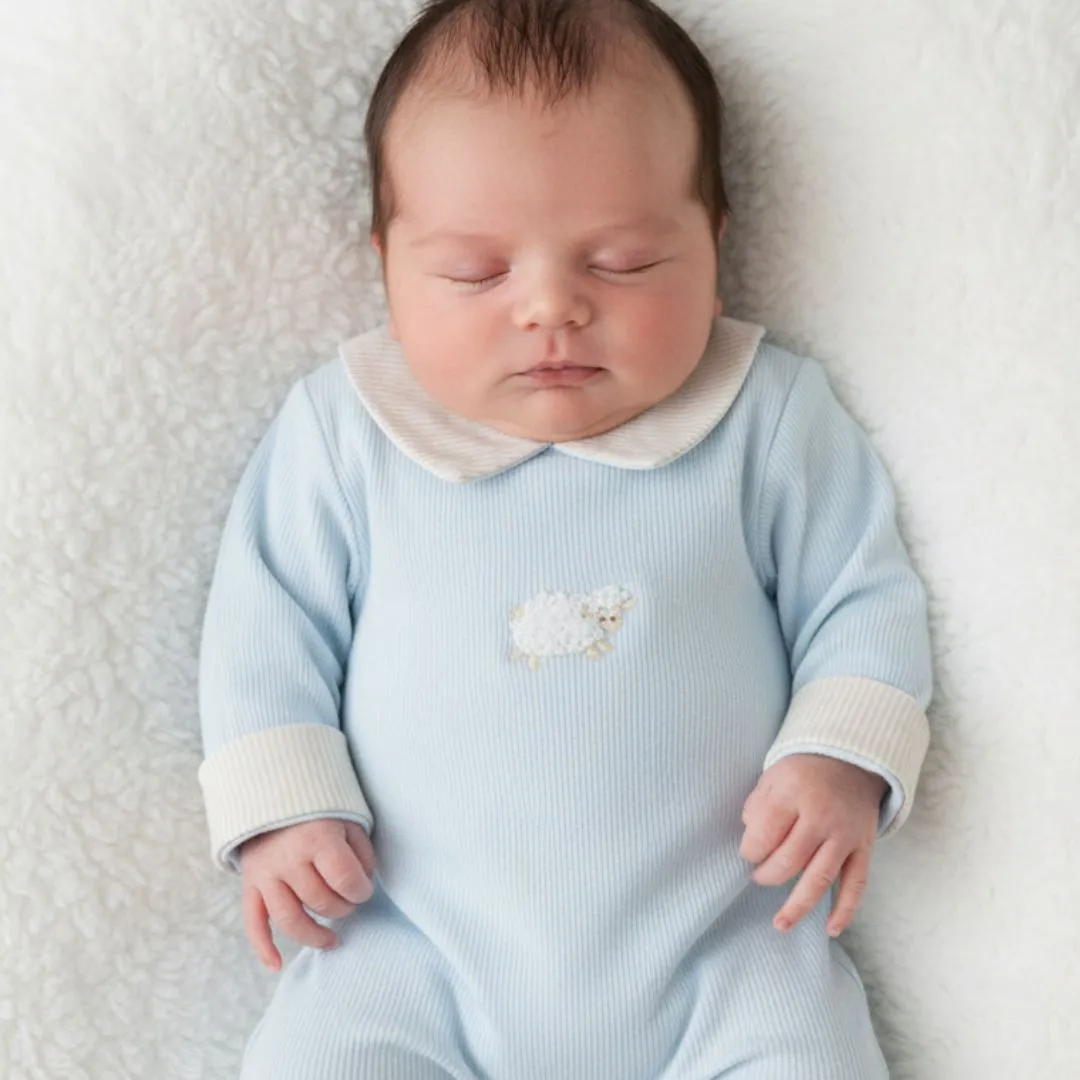 Saída Maternidade em Algodão Ovelha - 6 peças - Imagem 2