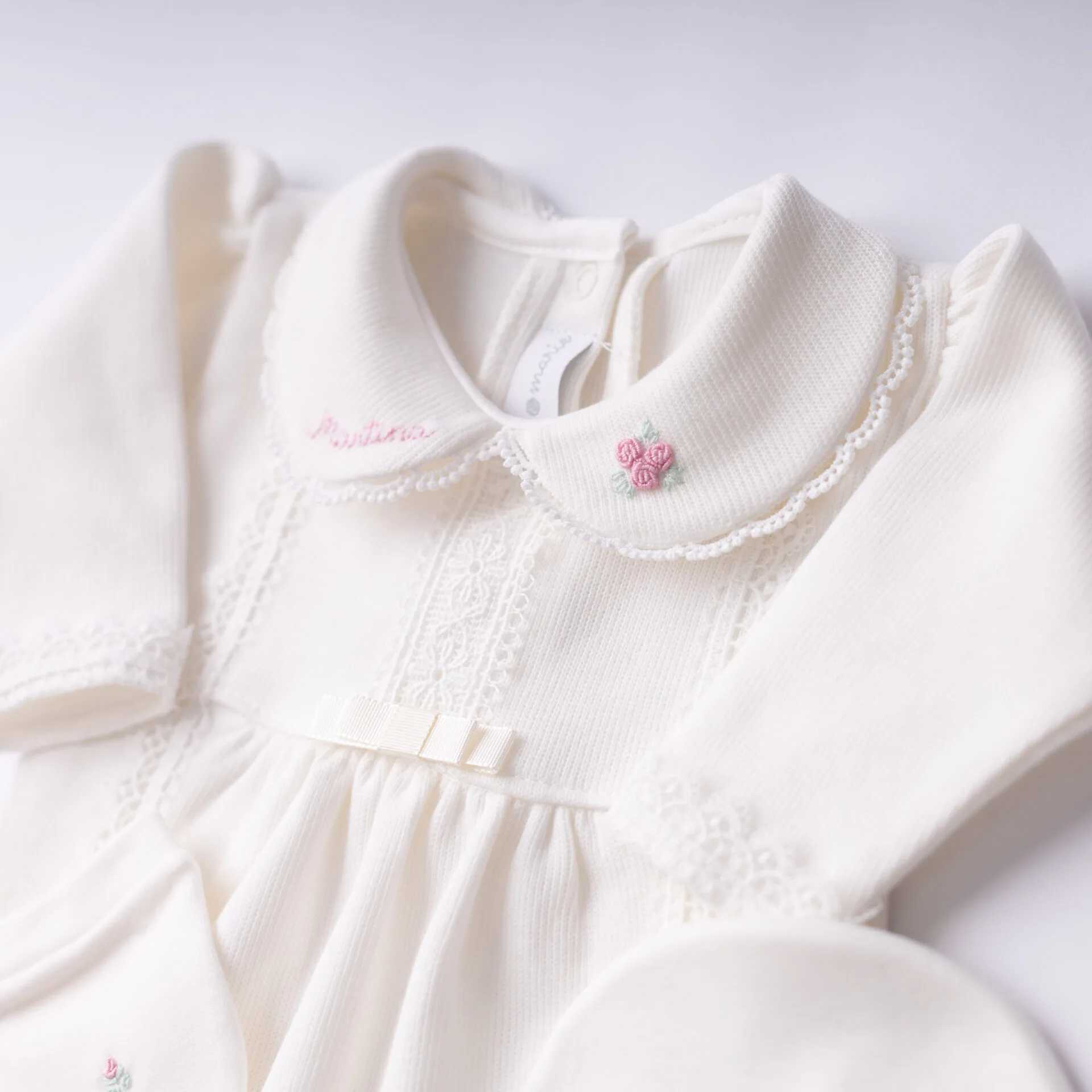 Kit Maternidade Cecília Personalizado off-white - 3 peças - Imagem 9